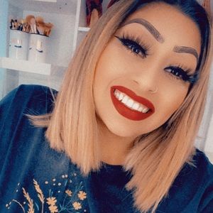 Meet your Posher, Sandra